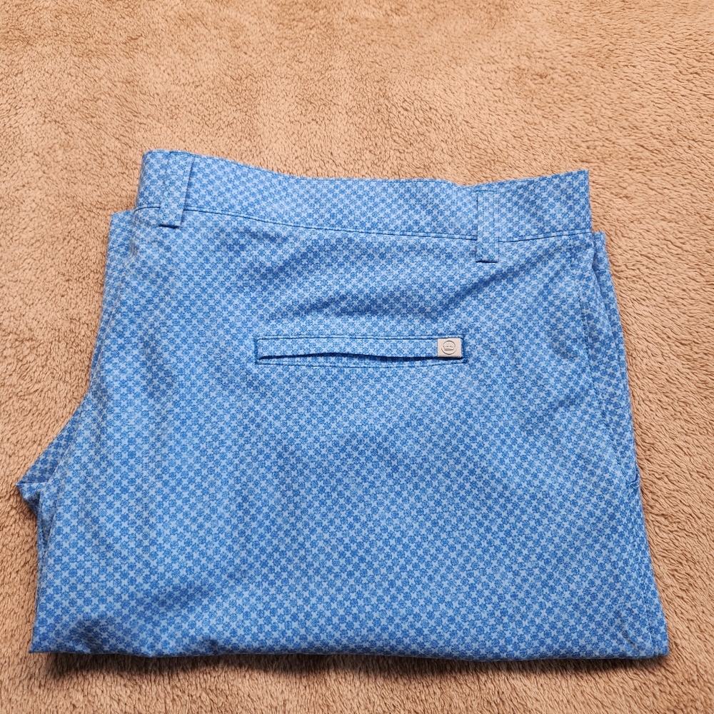 Peter Millar NWOT printed Golf And Leasure Shorts. 44W 9' inseam
